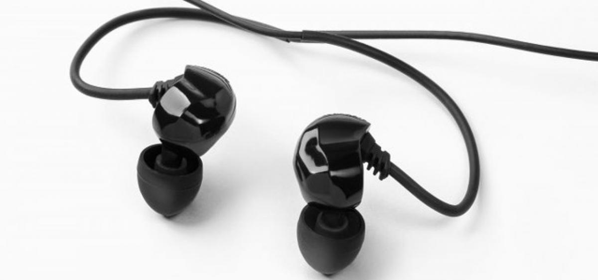 Brainwavz launches two new headphones