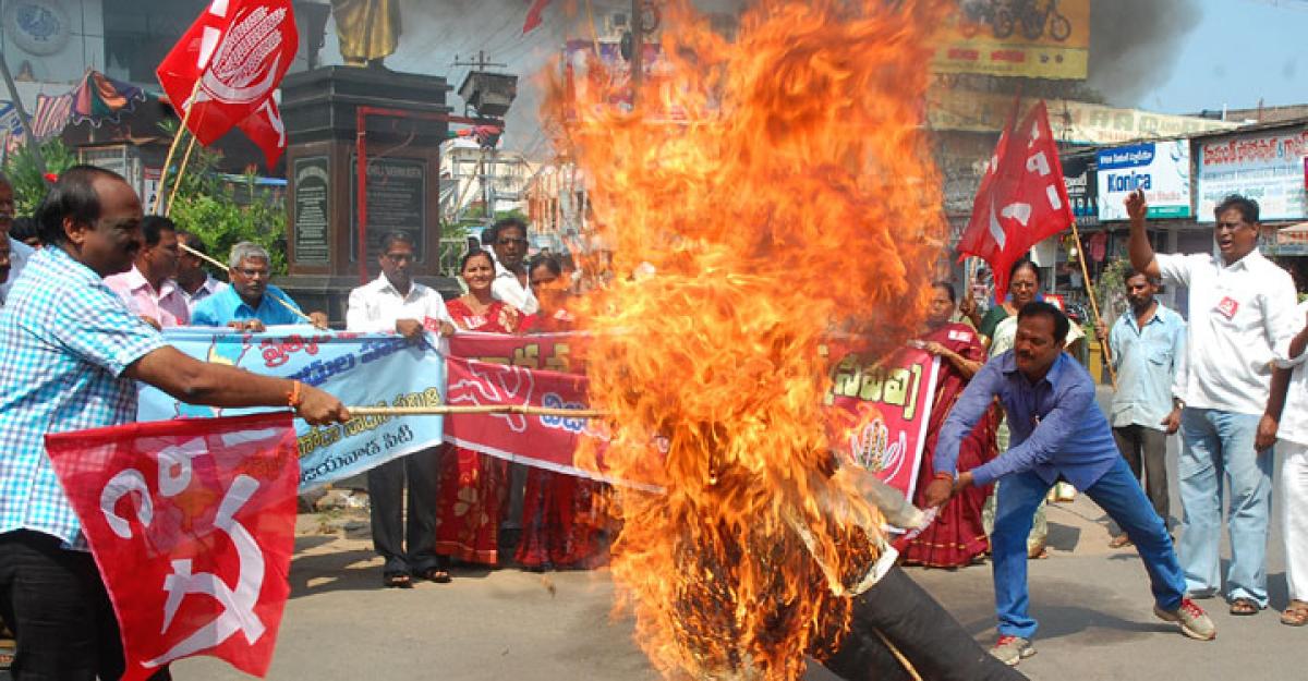 Modi tight-fist sparks political slug-fest in AP