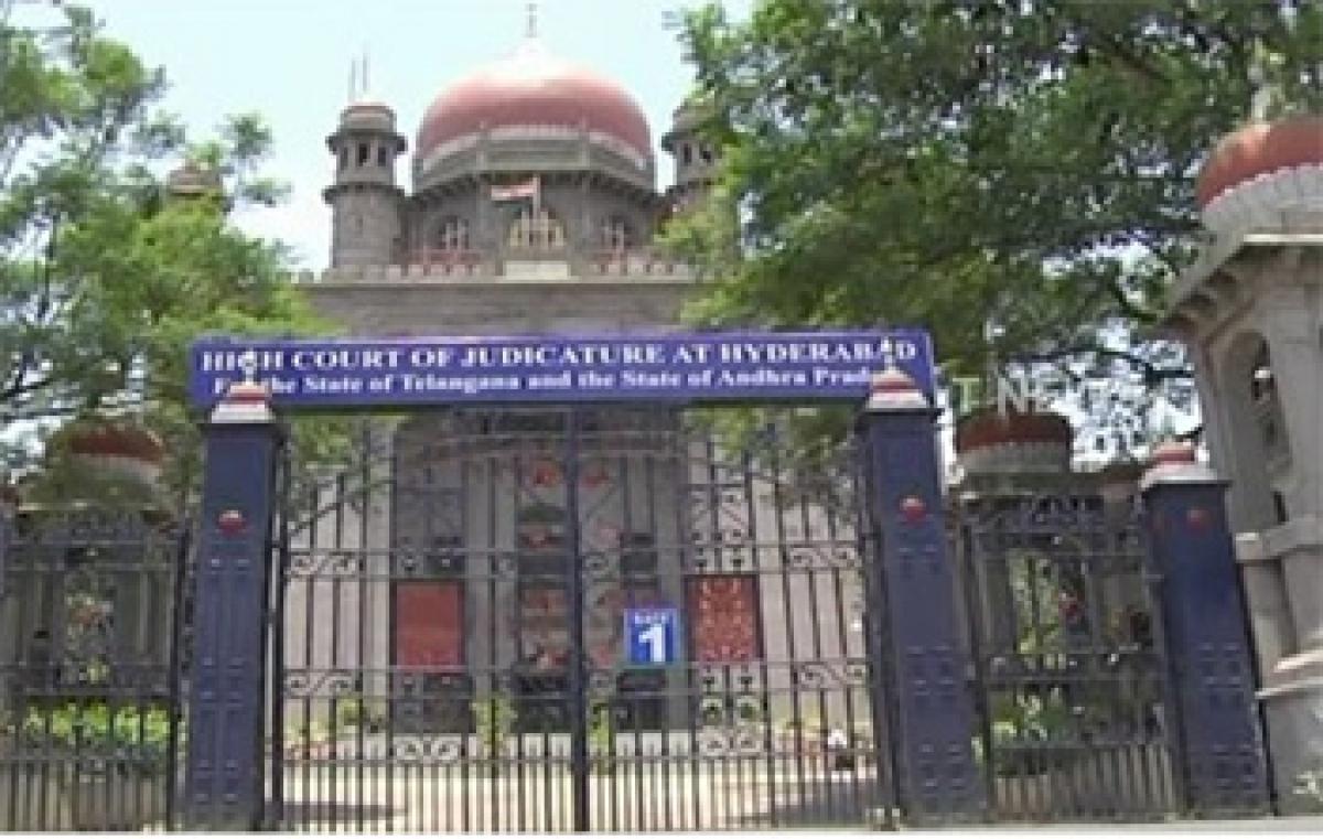 High Court orders fencing for Ramanthapur lake