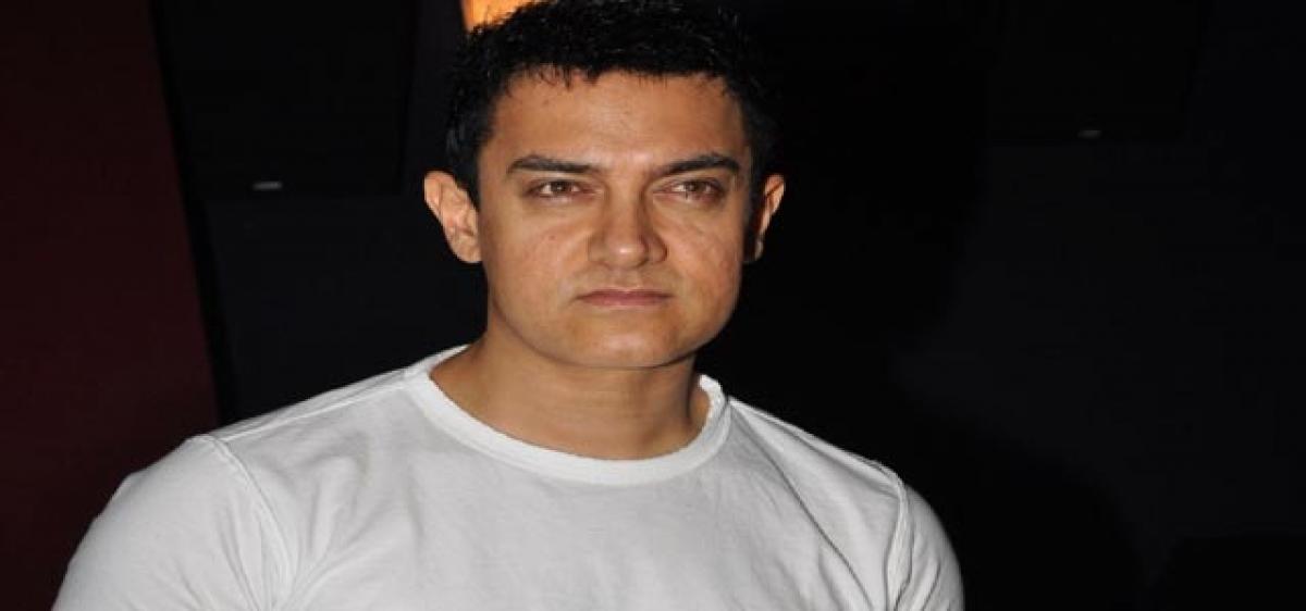 Aamir returns as singer after 18 years