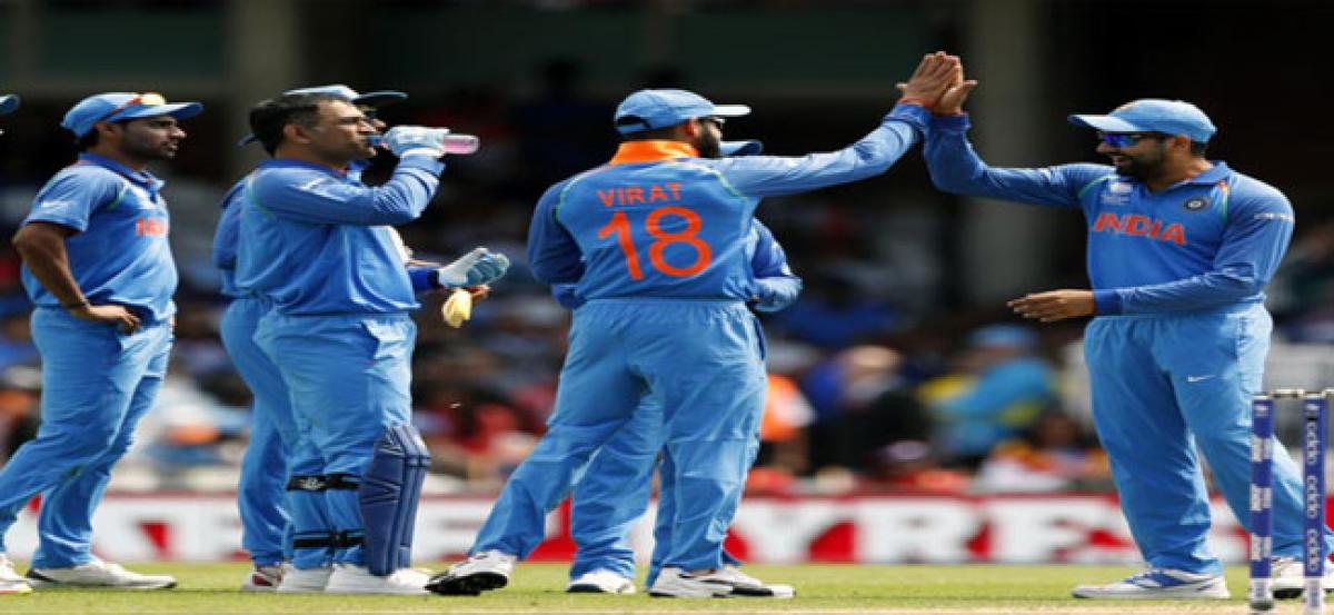 India begin firm favourites