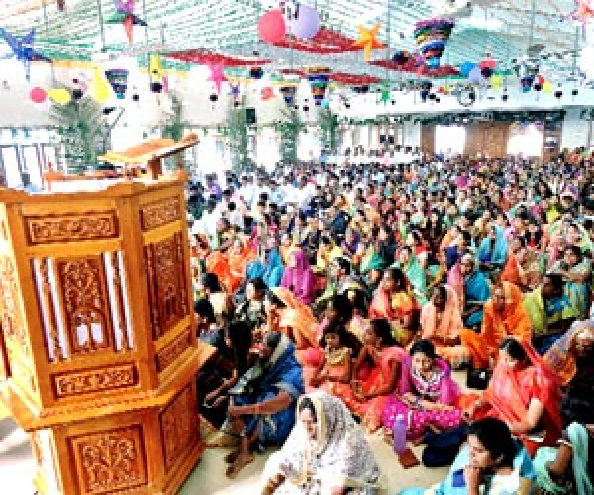 Special prayers mark Christmas celebrations