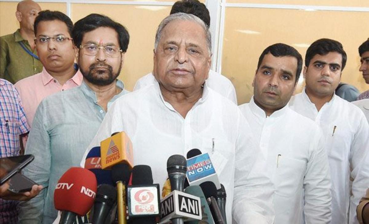 Relatives of Badaun gang-rape victims seek apology from Mulayam Singh Yadav