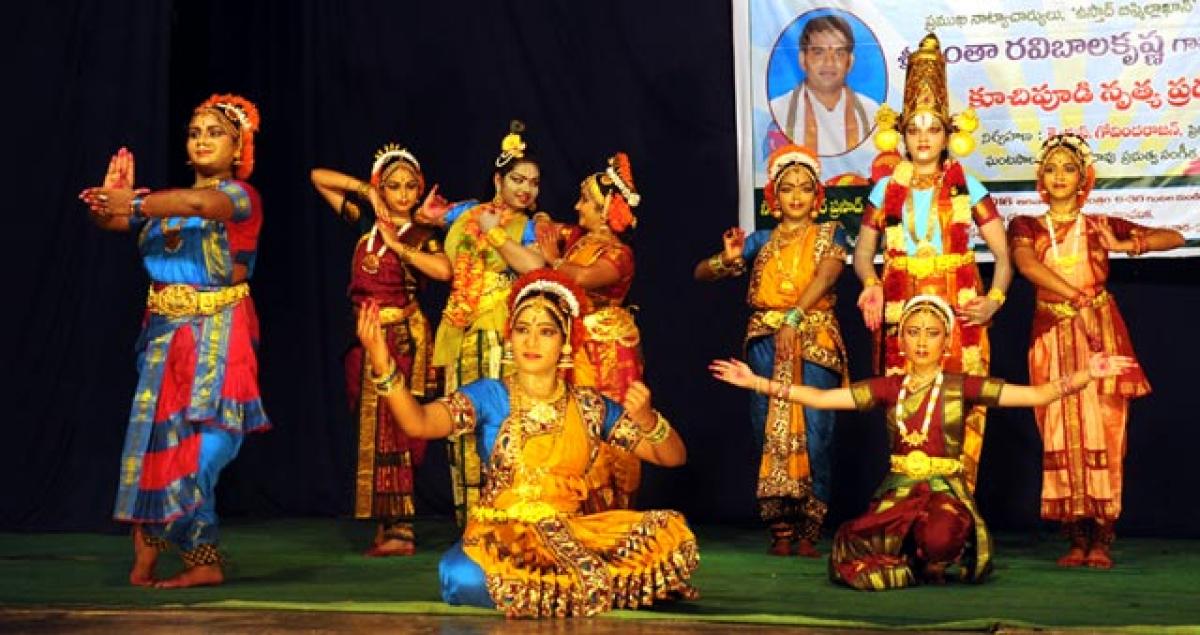 Kuchipudi enthrals