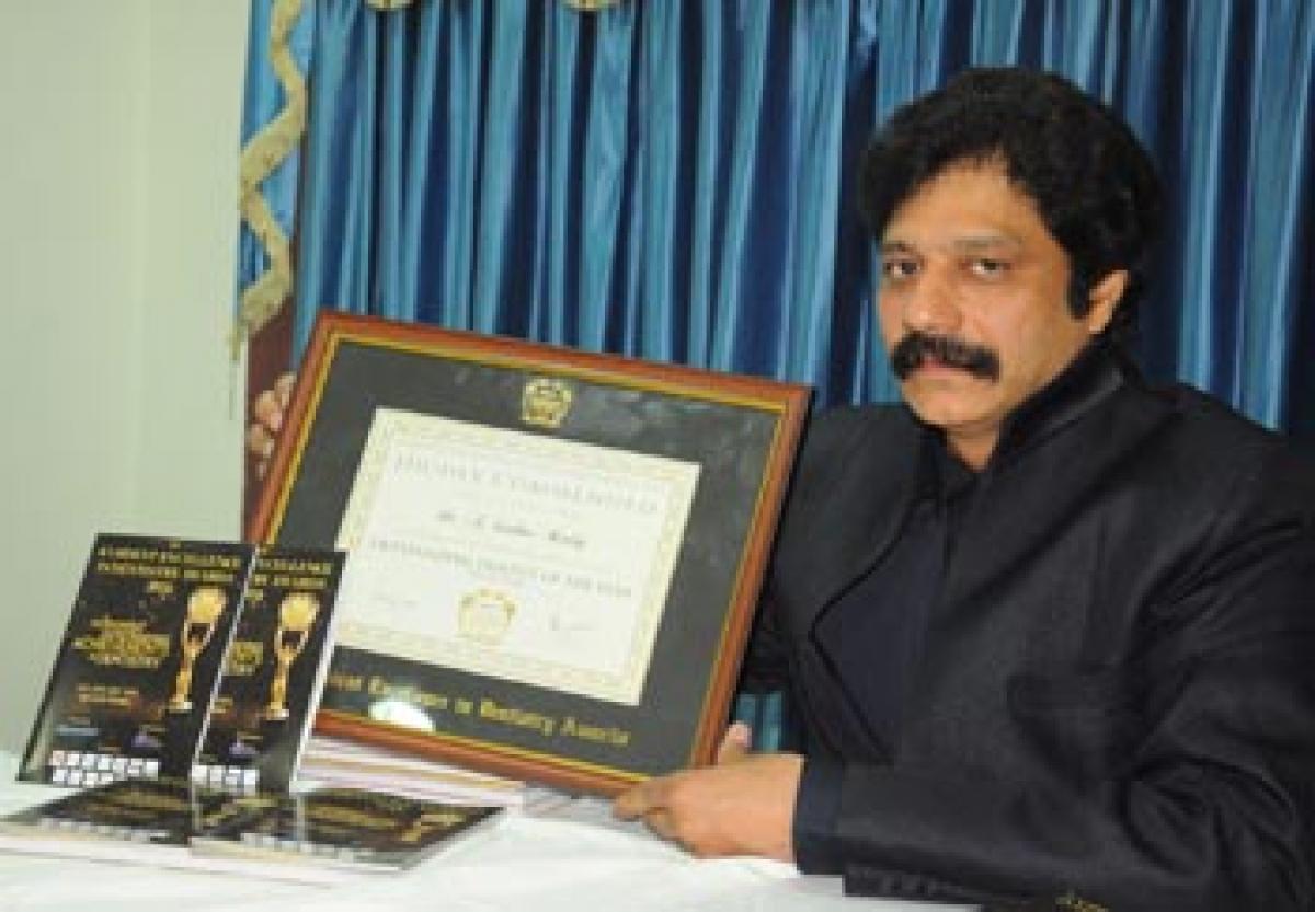 Amaravati doc bags Outstanding Dentist of the Year award