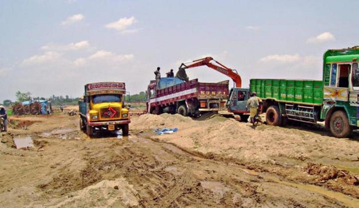 Government allows sand mining in two more reaches