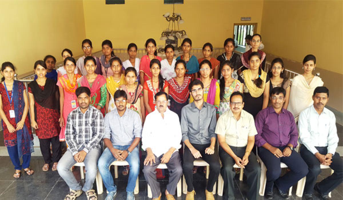 25 AEC students get jobs in placement drive