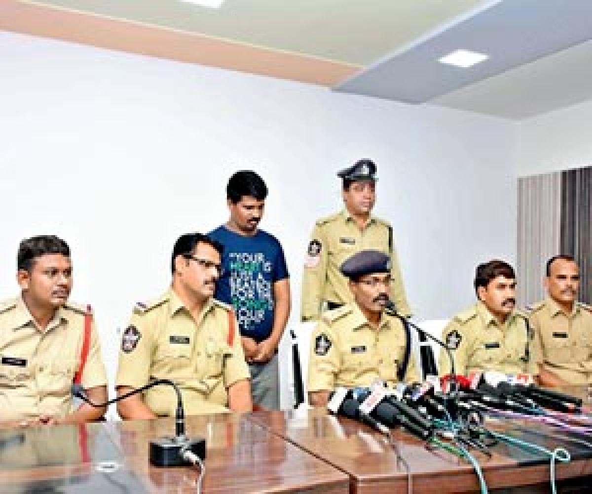 Accused in girl suicide case held