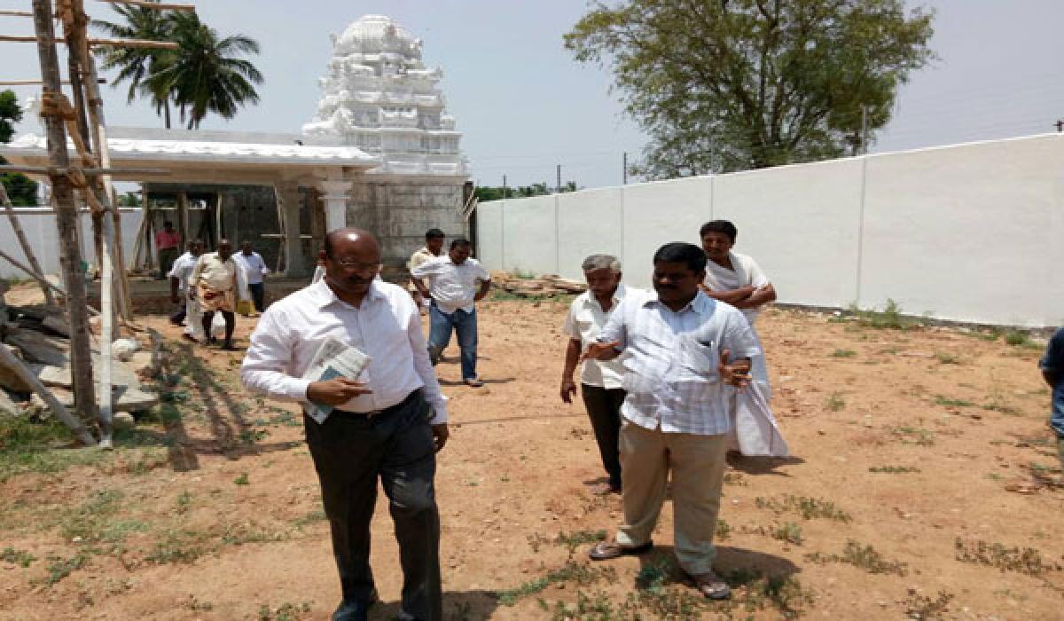 IAS officer U Venkateswarlu  vows to develop his village