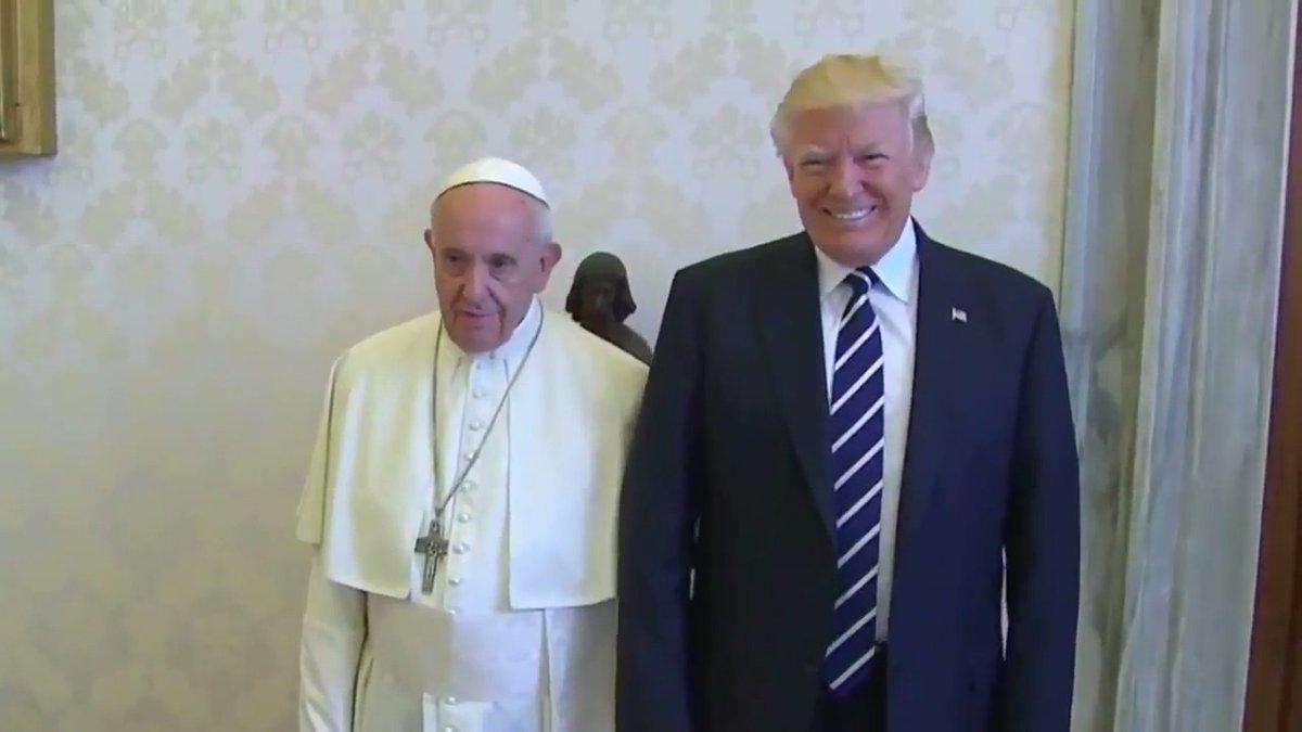 Donald Trump and Pope Francis hilarious video is going viral on social networks