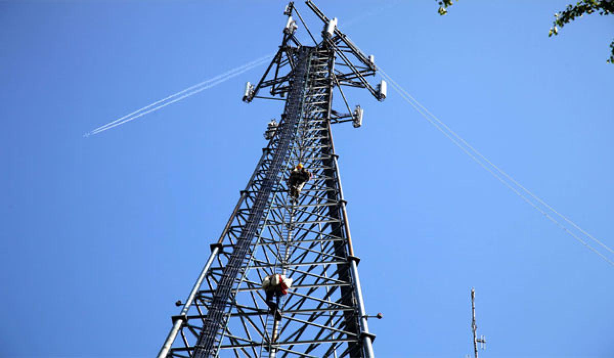 Residents up in arms against cell tower