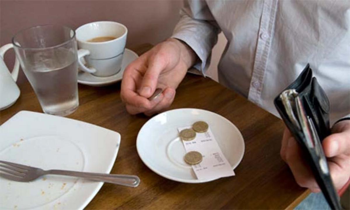 No more tips in US, UK restaurant, instead pay more for your food