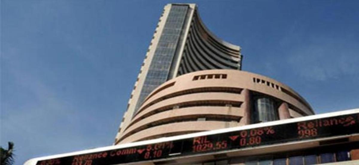 Sensex at 3-month low, crashes 439 poins on global sell-off