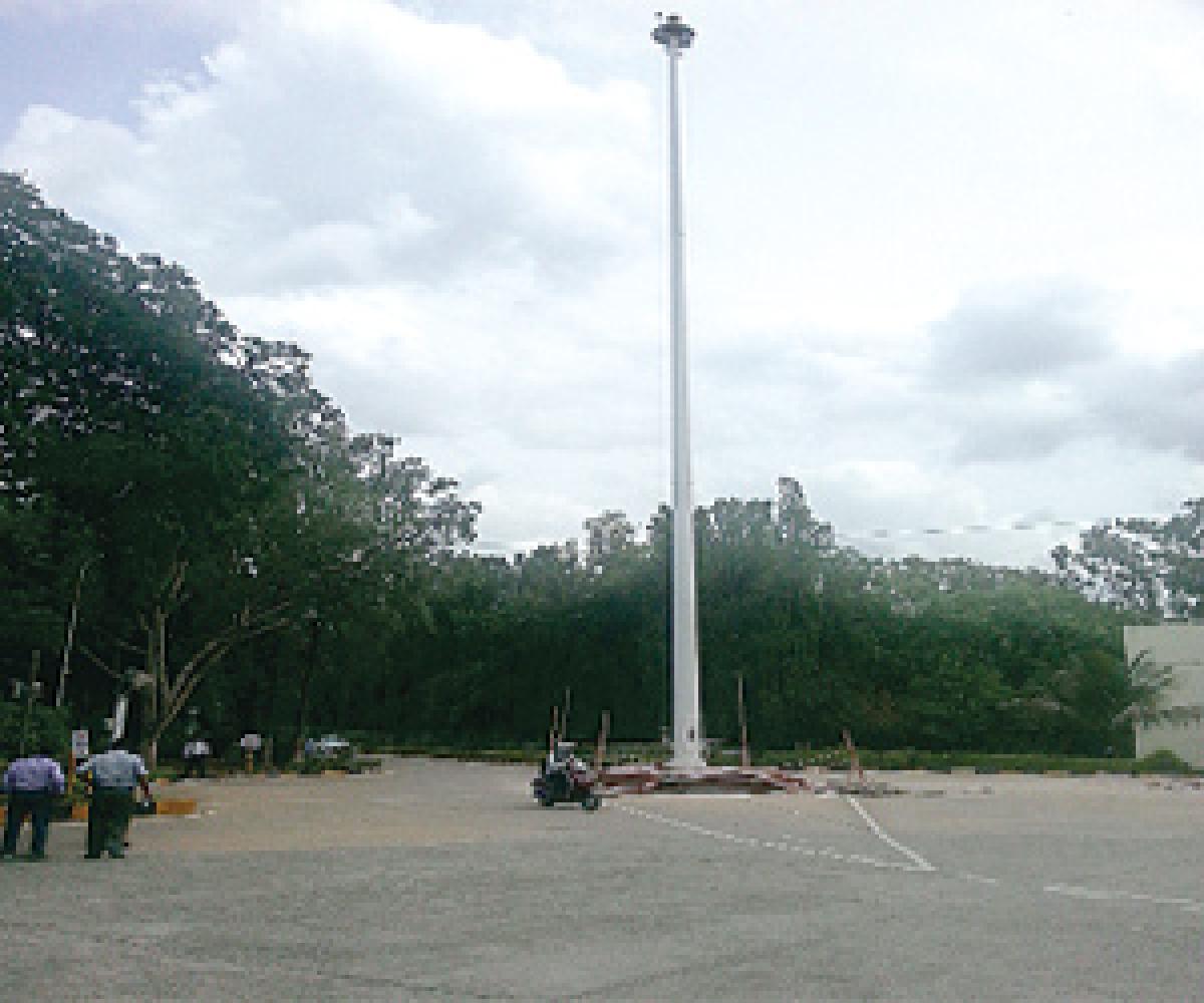 100 ft high pole for I-Day at IICT