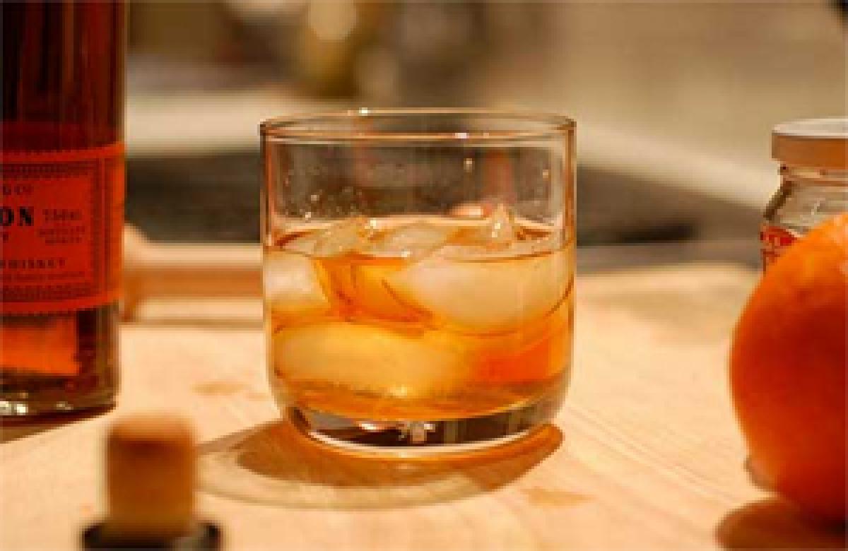 Jack Daniels If You Please: Old-fashioned whiskey in cocktail avatar