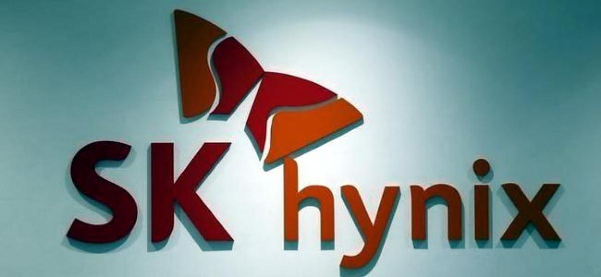 SK Hynix consortium bids over $9 billion for Toshiba chip unit - Maeil Business