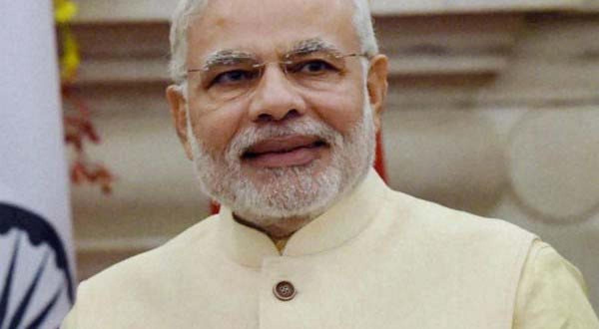 Modi autographed memento, not national flag, government clarifies after row