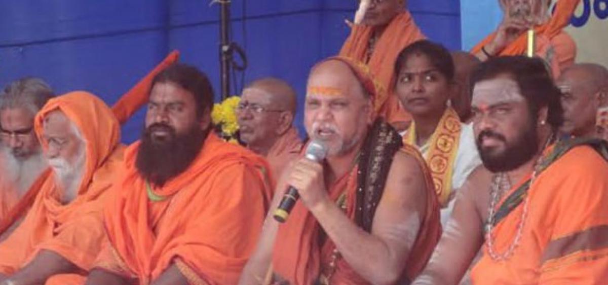 Gap will widen between Telugu states and Centre, says seer