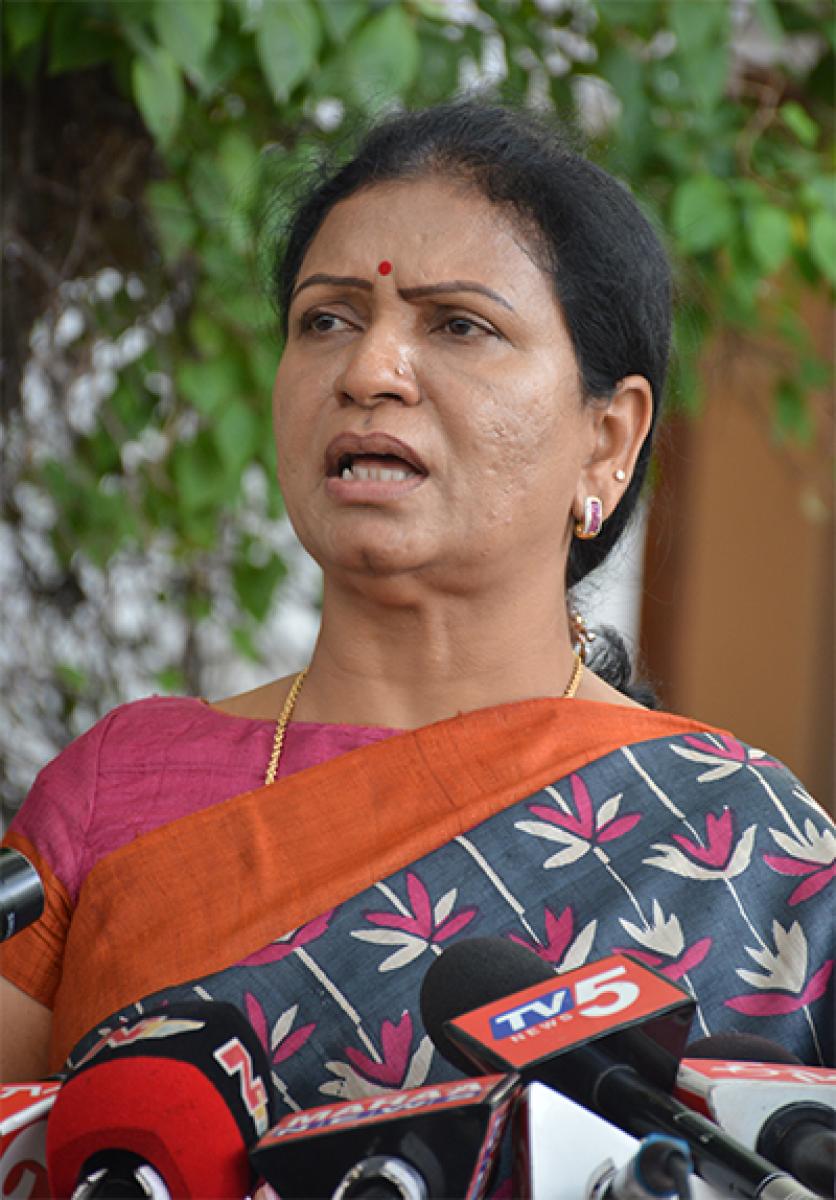 Aruna flays TRS, TDP