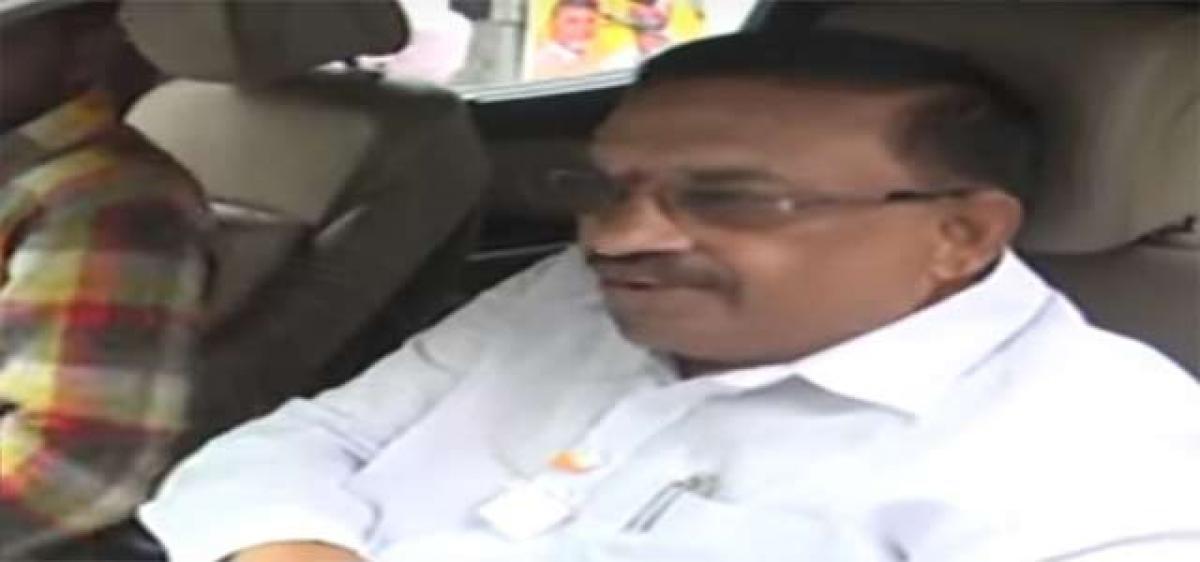 MLC Appa Rao hurt in mishap