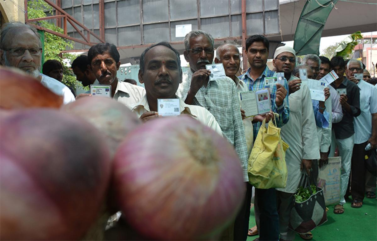 Subsidised onion sales at 86 counters