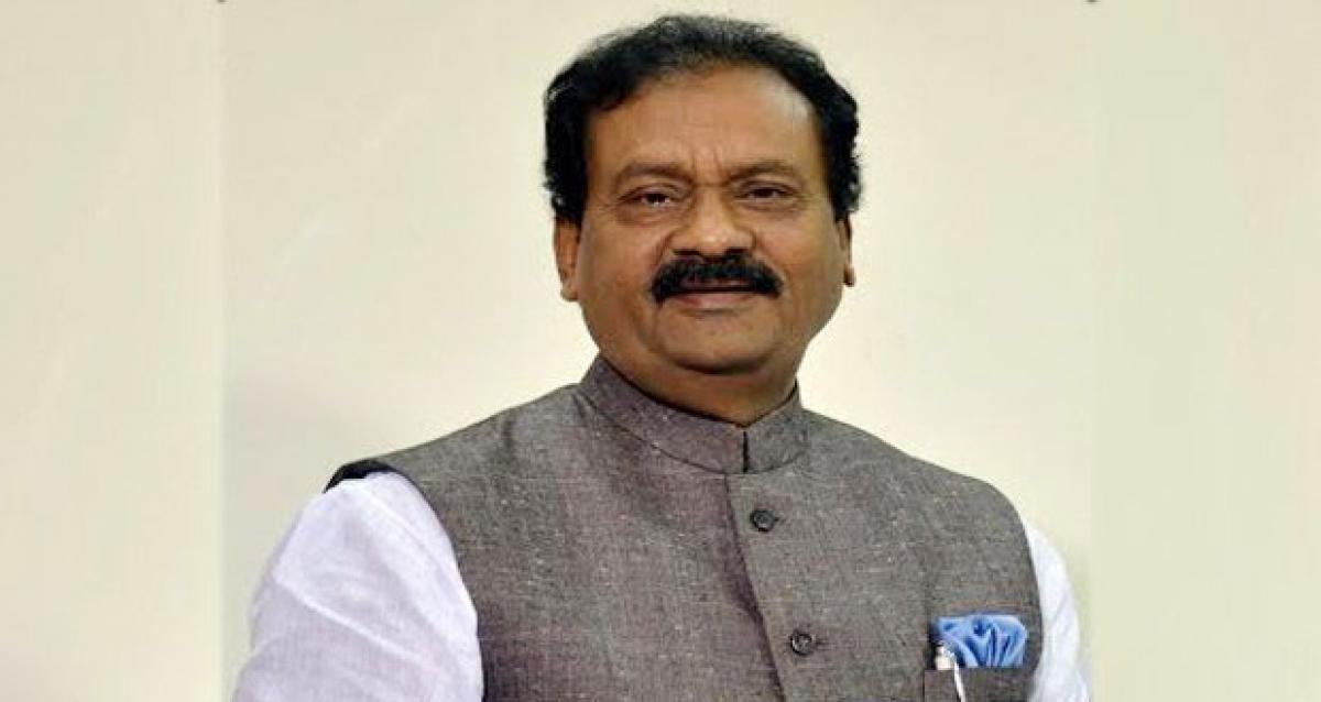 Muslims are looked down upon by Centre: Shabbir