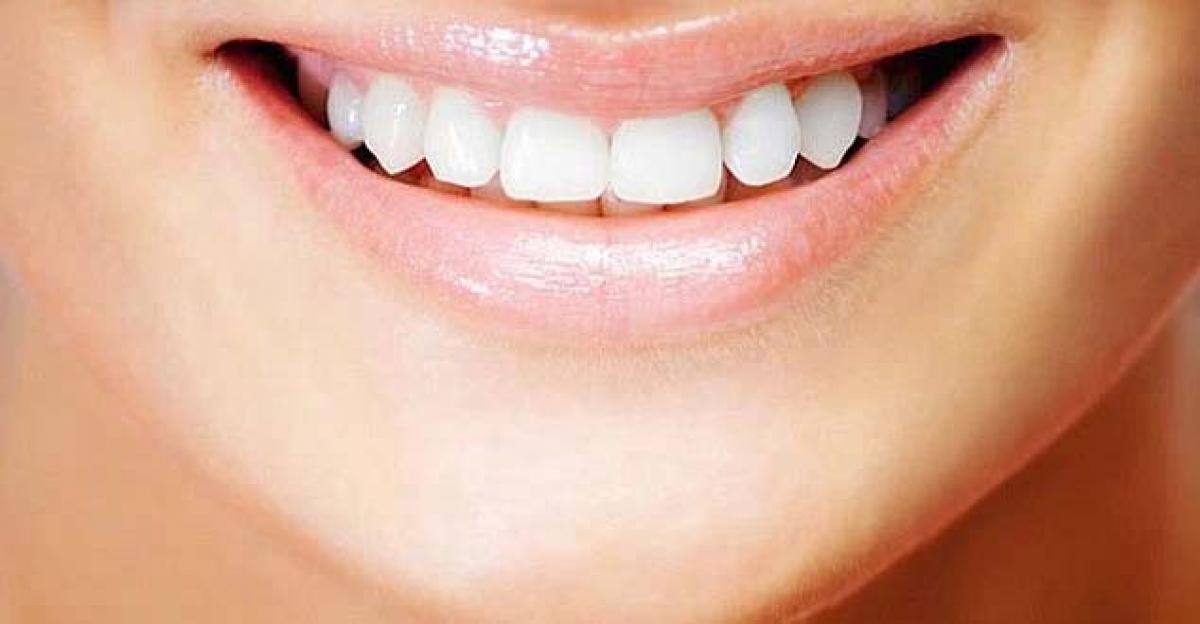 Bubbles key to cleaning teeth, reveals Indian origin scientist