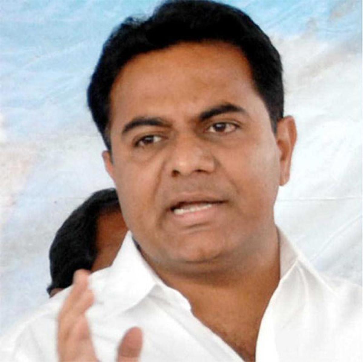 Don’t politicise every issue, KTR tells Naidu