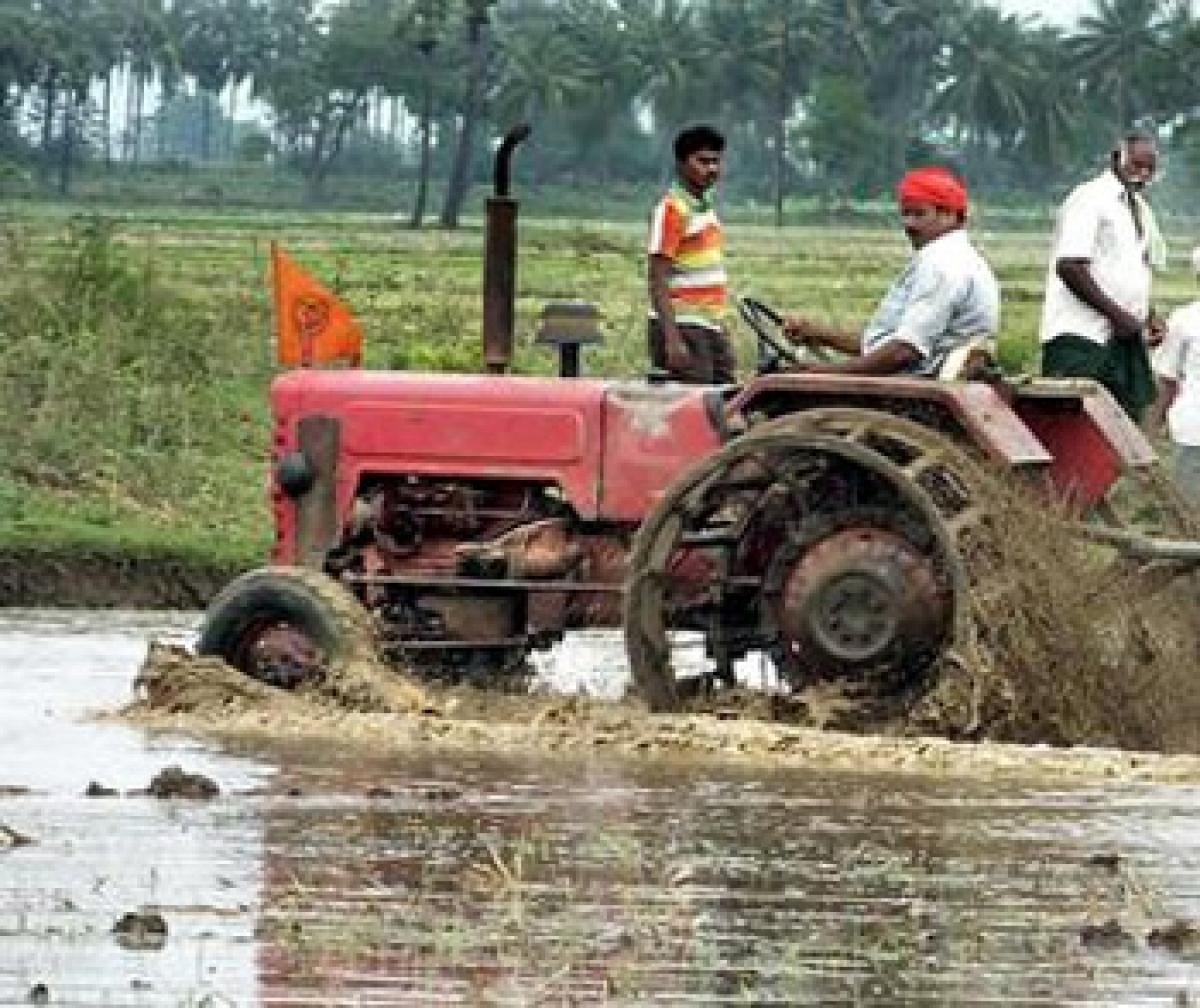 Distressed farmers unhappy with Budget