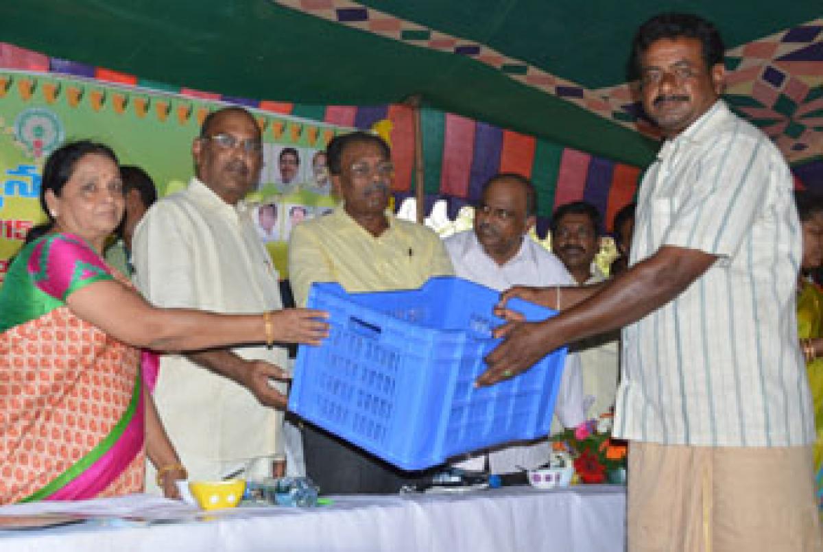 CM keen to make farming profitable, says Bojjala