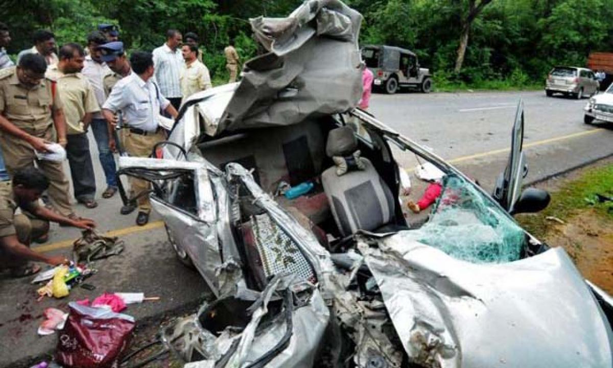 Road Mishap kills family of three in Chittoor