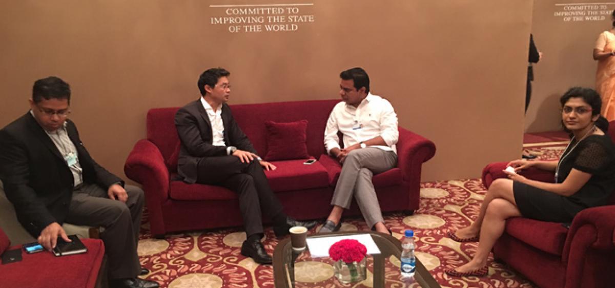 KTR wows biz bigwigs, hardsells brand Telangana