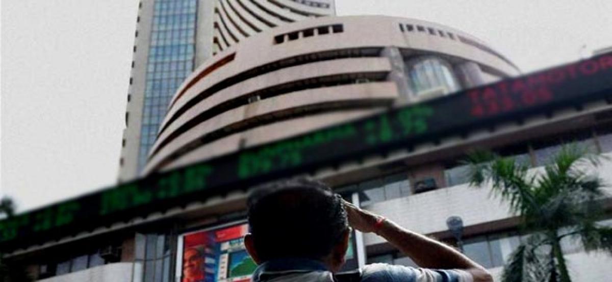 Sensex falls as heavyweights tumble