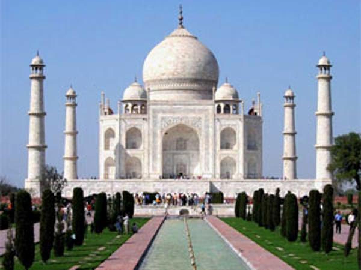 US national detained for flying drone near Taj Mahal