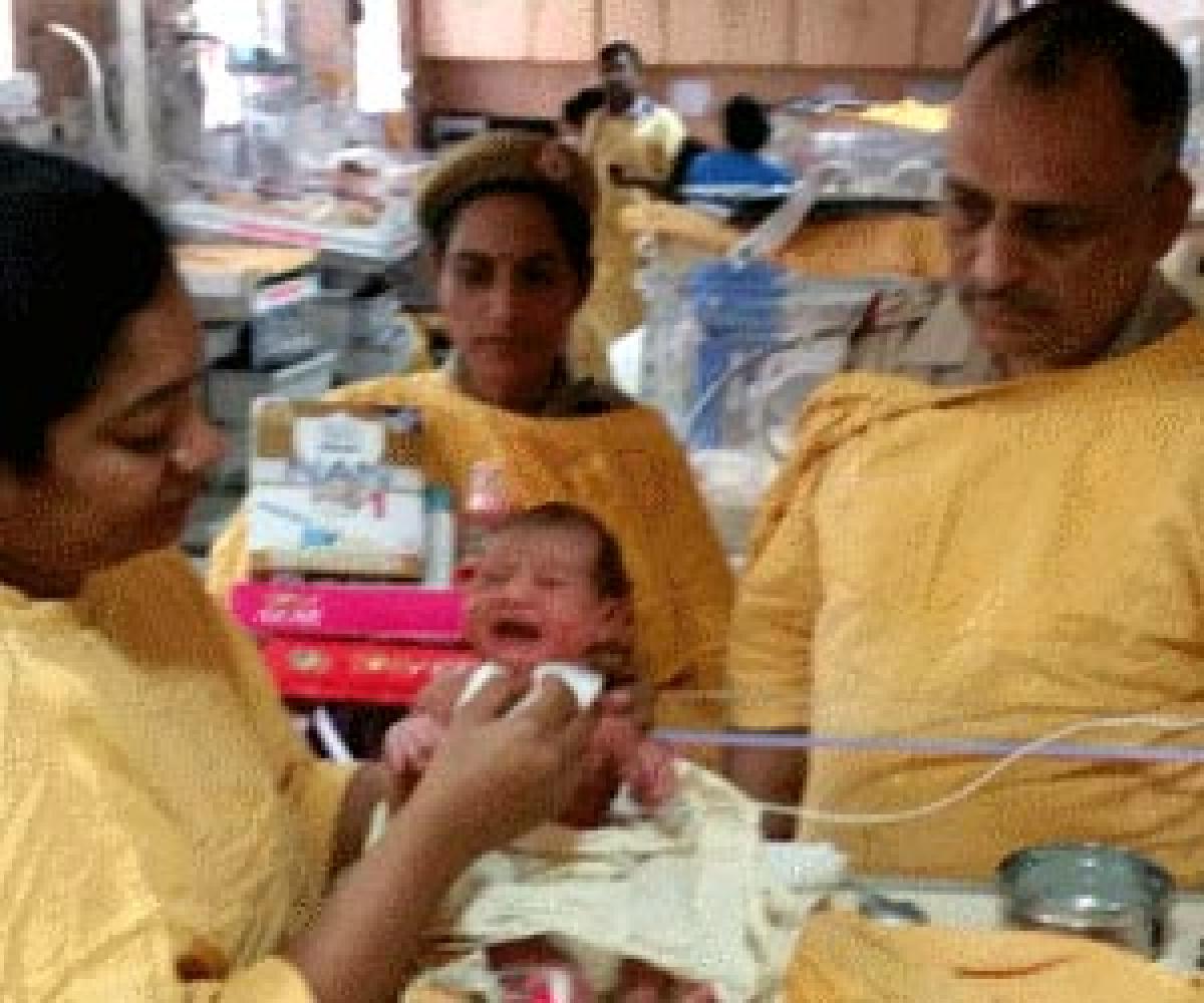 Newborn girl abandoned in Delhi