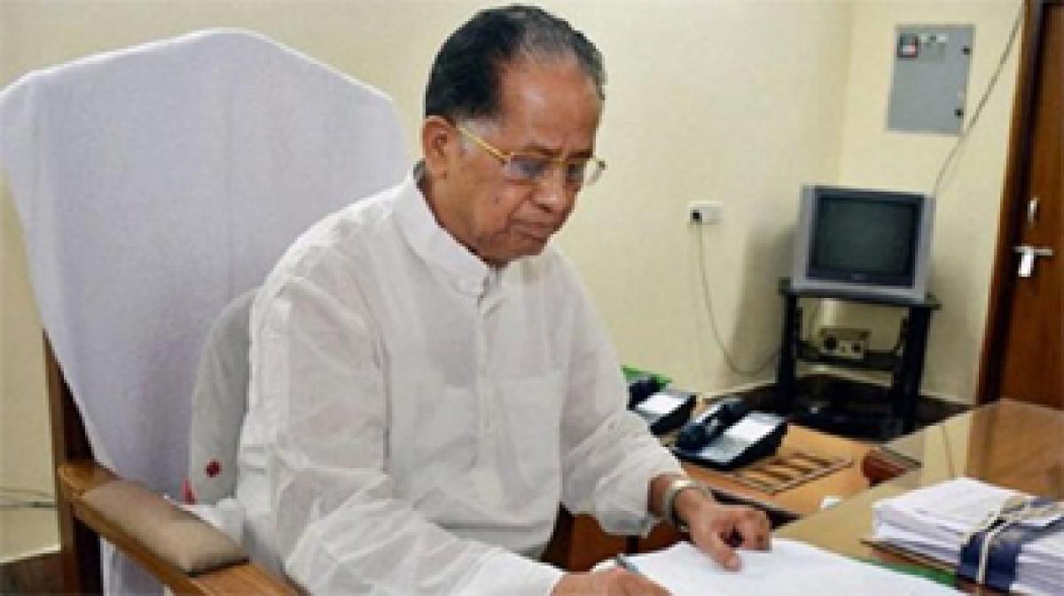 Tarun Gogoi alleges BJP used moneybags in attempt to topple his govt