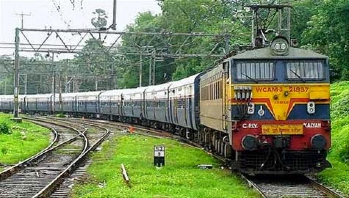 SCR extends run of special trains