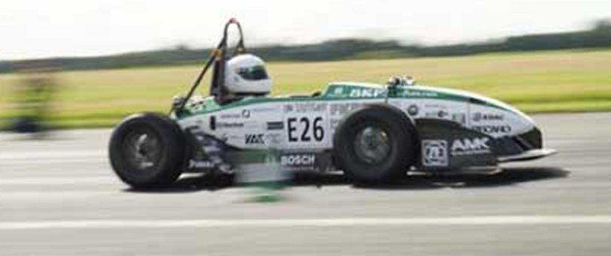 Students build car that sprints from 0-100 in 1.7 seconds