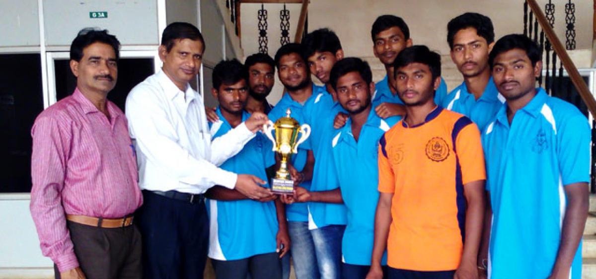 Sai Spurthy Engg College clinches volleyball title