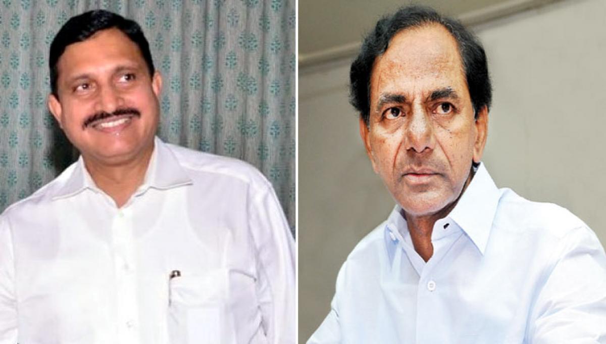 Sujana Chowdary praises KCR, irks Telangana TDP leaders