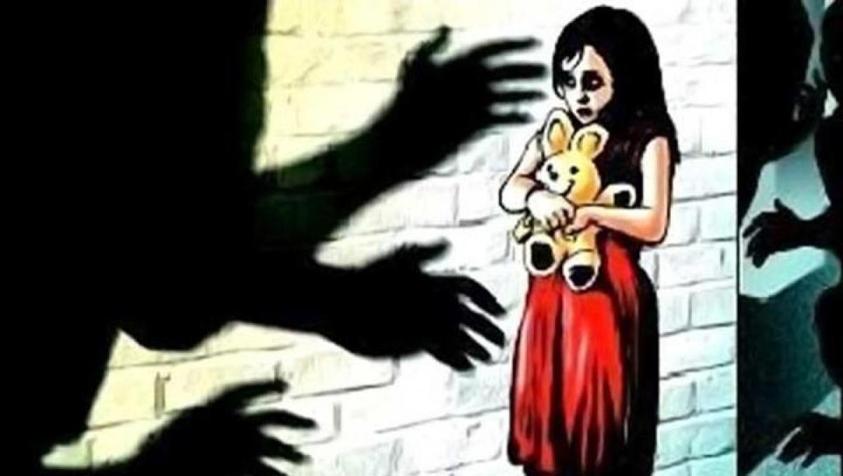 Minor girl raped in Palasa