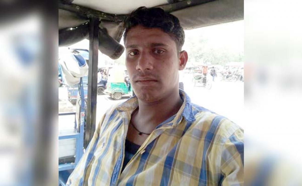 Crime Branch to Assist Probe Into E-Rickshaw Drivers Killing