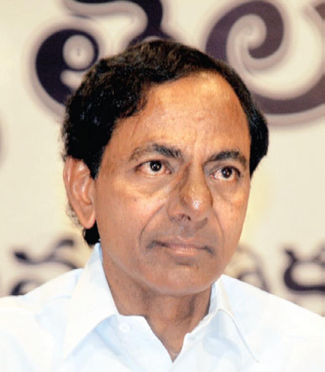 KCR directs officials to regulate traffic owing to the pushkar yatra