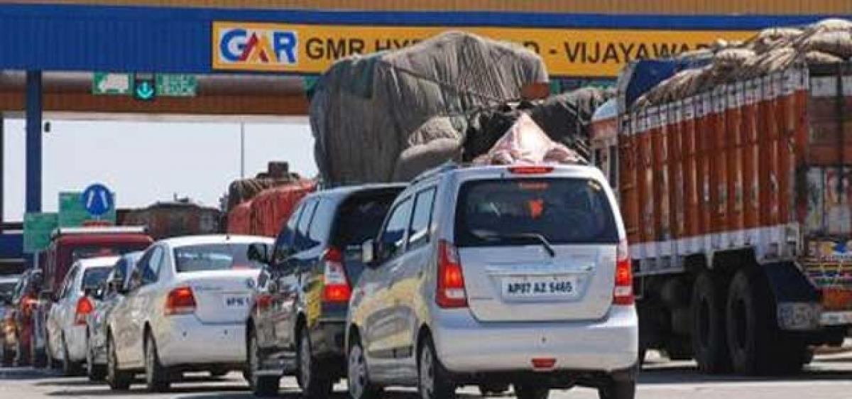 Heavy traffic jam at Panthangi toll gate