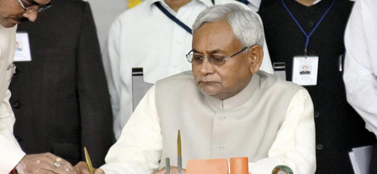 Rs 5 lakh exgratia each to 3 martyred soldiers hailing from Bihar in Uri: Nitish Kumar