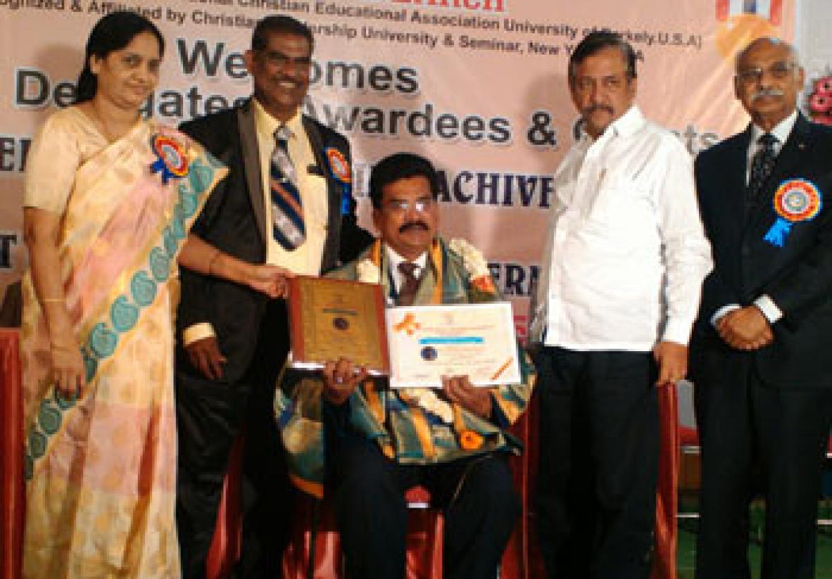 Artist conferred International Lifetime Achievement Award