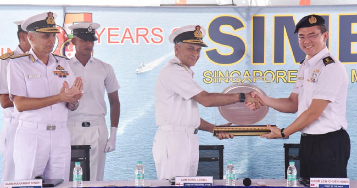 Cooperation betweeen Indian and Singapore Navies underlined