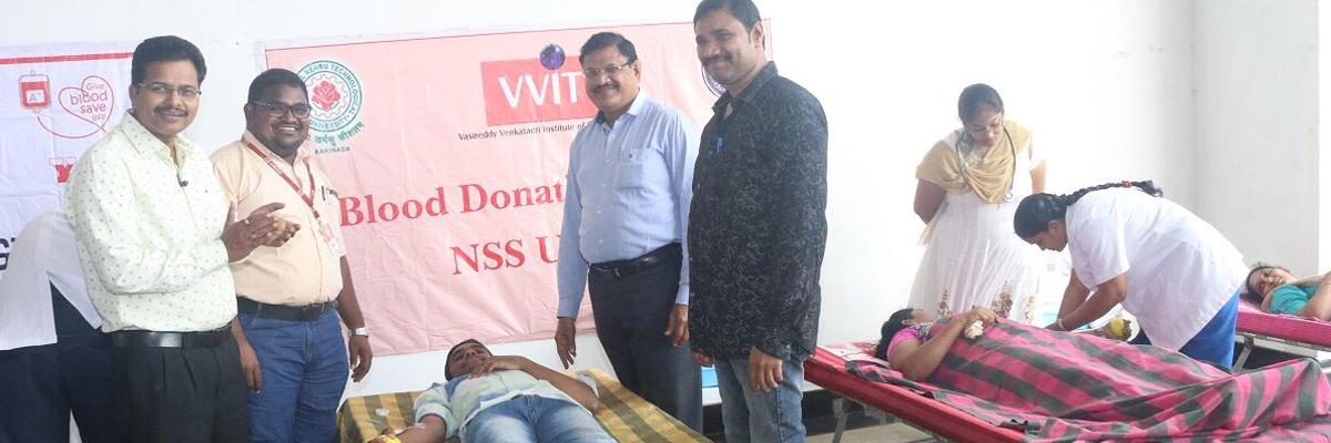 150 VVIT students donate blood