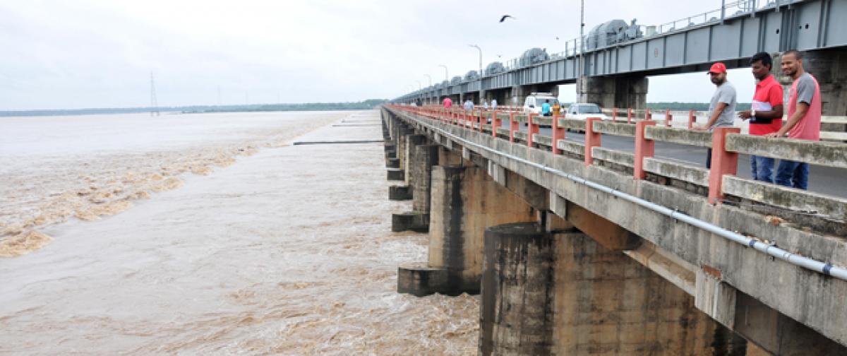 Water level decreases in Godavari