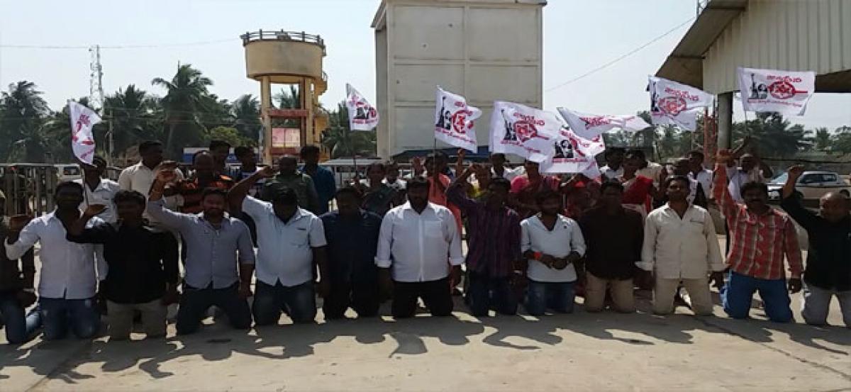 JSP activists protest over drinking water problem